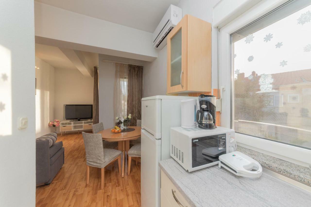 Apartments Lili Family ซาดาร์ ภายนอก รูปภาพ